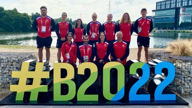 B2022